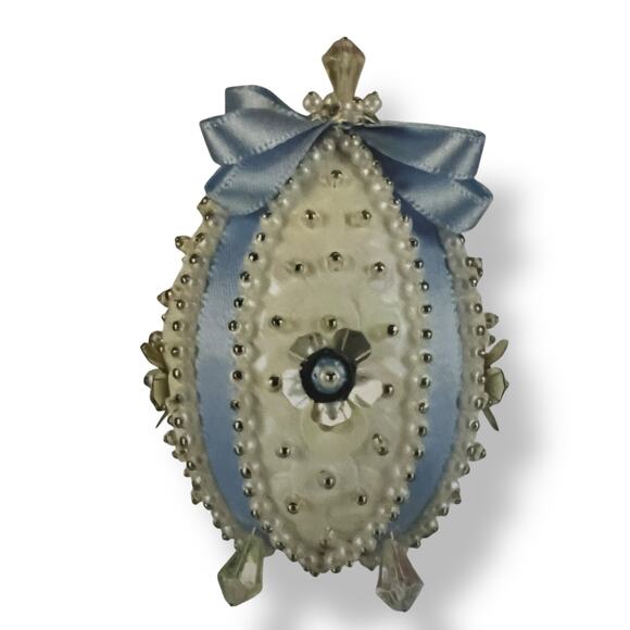 Ells Bells Pinfair UK Carnation Blue Easter Egg Sequin Bead Ornament Kit PA54B - Picture 1 of 5